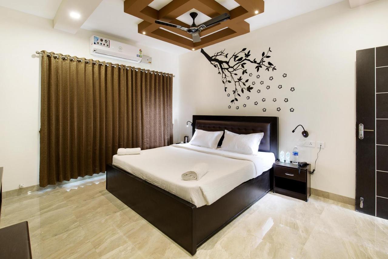 Crystal Lake Suites Coimbatore Extérieur photo